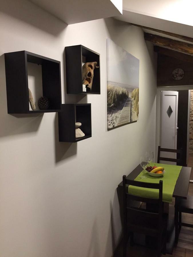 Appartamento Lukadora Pola Esterno foto