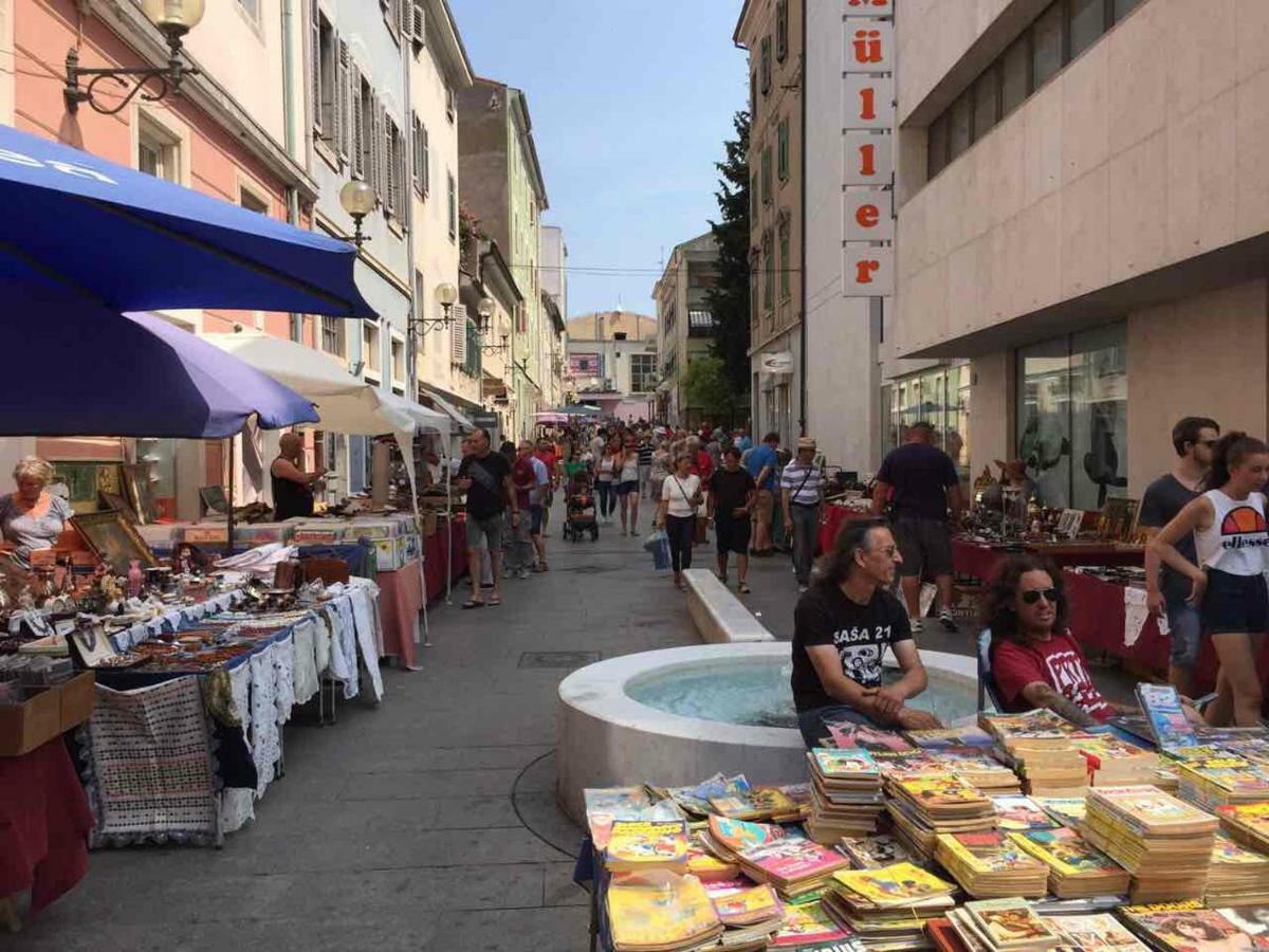 Appartamento Lukadora Pola Esterno foto